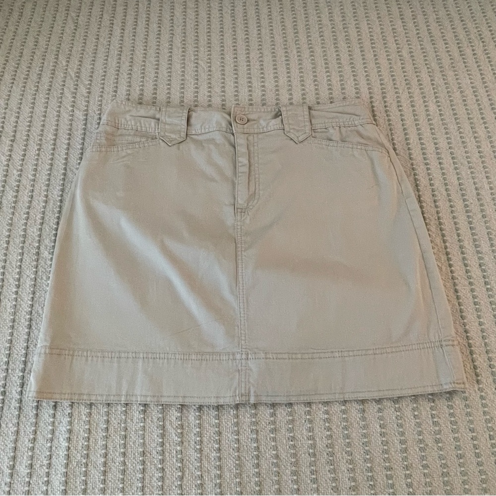 Classic Tan Women's Skirt w/ Shorts - Skorts - Stretch - Size: 10